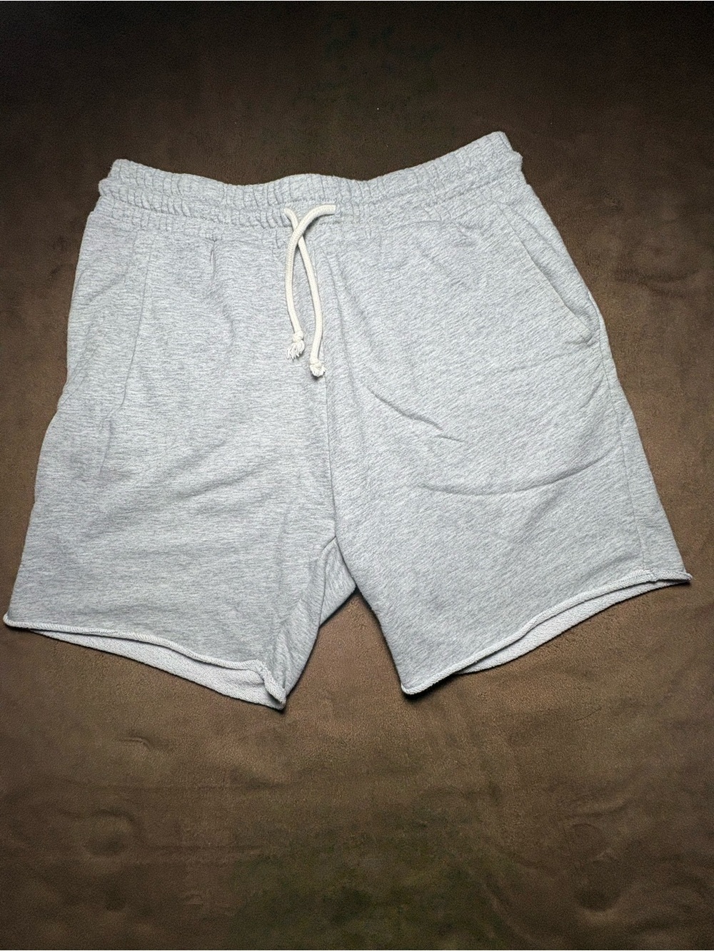 H&M Gray Sweat Shorts - Size Medium 🩶🔥